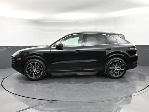 2026 Porsche Cayenne Base
