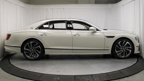 2025 Bentley Flying Spur Speed