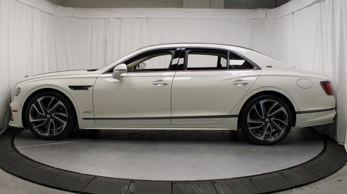 2025 Bentley Flying Spur Speed