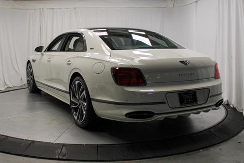 2025 Bentley Flying Spur Speed