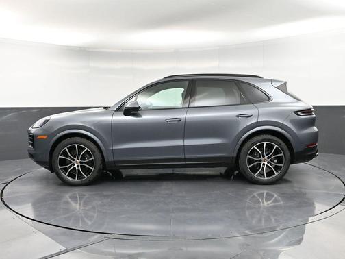 2026 Porsche Cayenne Base