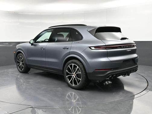 2026 Porsche Cayenne Base