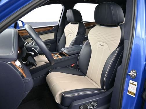 2025 Bentley Bentayga Azure