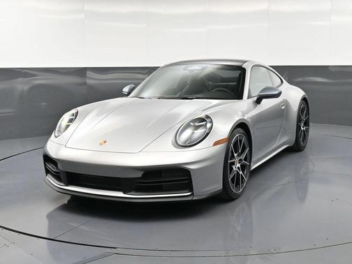 GT Silver Metallic 2026 Porsche 911 Carrera T