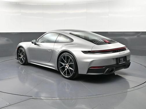 GT Silver Metallic 2026 Porsche 911 Carrera T