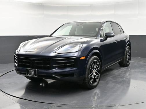 2025 Porsche Cayenne Base