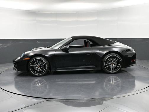 2025 Porsche 911 Carrera