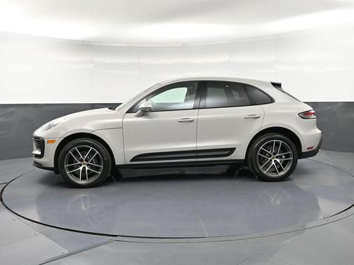 Chalk 2026 Porsche Macan Base