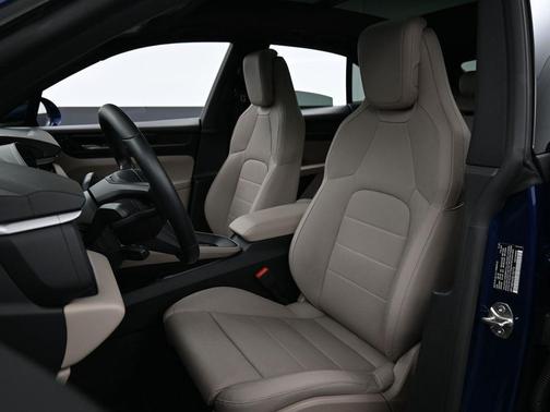 2025 Porsche Macan 4S