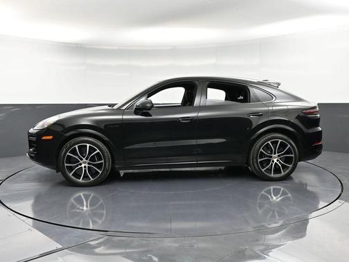 2023 Porsche Cayenne Turbo S