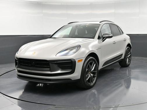 2026 Porsche Macan T
