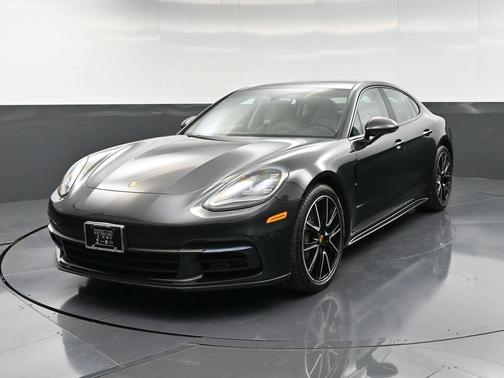 2018 Porsche Panamera 4S