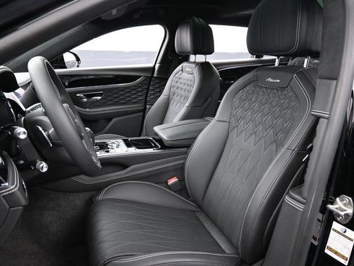 2023 Bentley Flying Spur