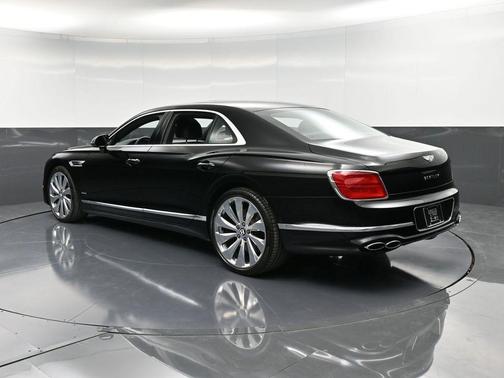 2023 Bentley Flying Spur