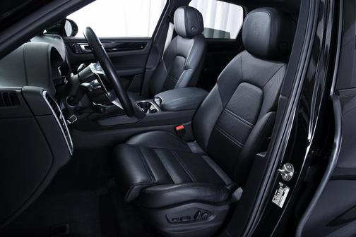 2023 Porsche Cayenne
