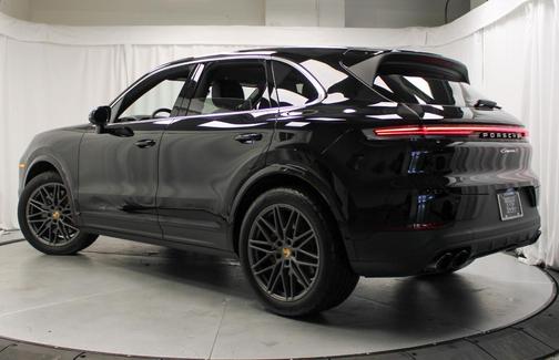 2024 Porsche Cayenne S