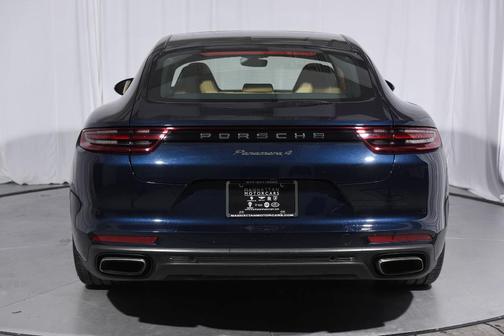 2020 Porsche Panamera 4