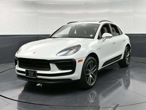 2025 Porsche Macan 