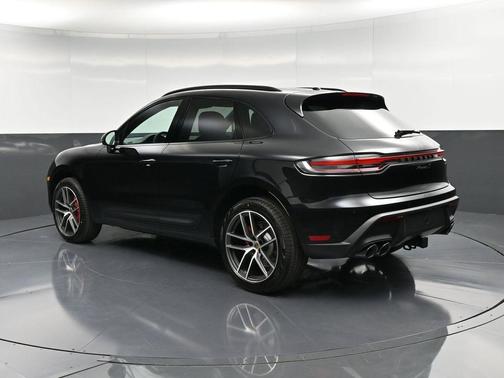 2026 Porsche Macan S