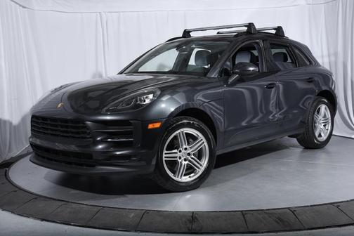 2020 Porsche Macan Base