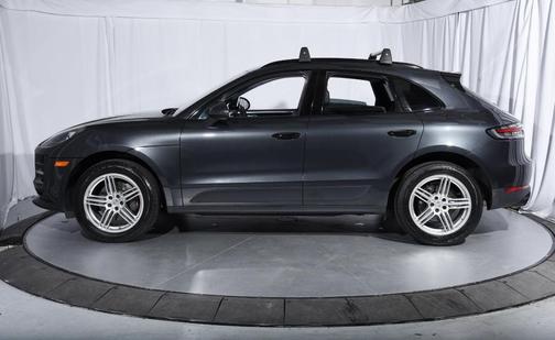 2020 Porsche Macan Base