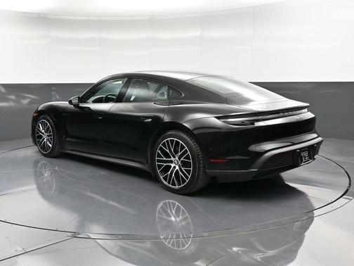 2023 Porsche Taycan Base