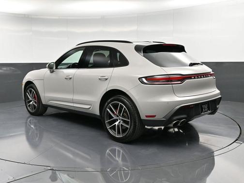 2023 Porsche Macan S