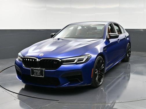 2022 BMW M5 Base