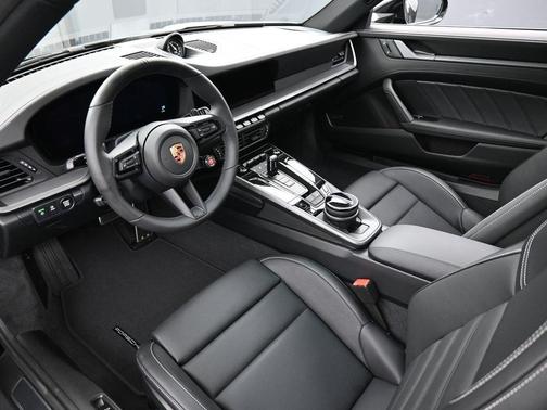 2026 Porsche 911 Carrera S