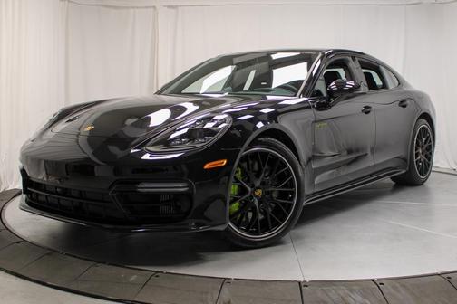 2023 Porsche Panamera E-Hybrid 4S