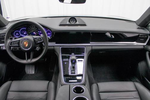 2023 Porsche Panamera E-Hybrid 4S