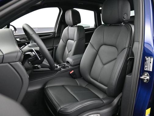 2026 Porsche Macan T