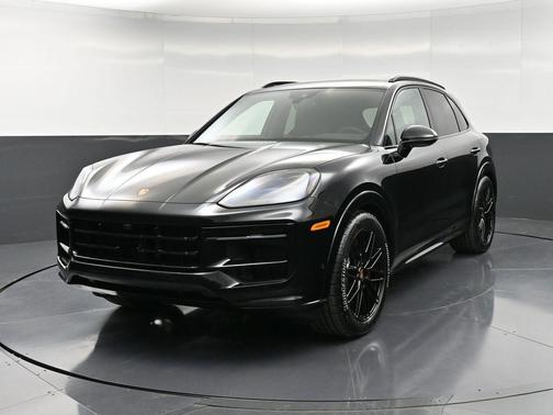 2026 Porsche Cayenne GTS