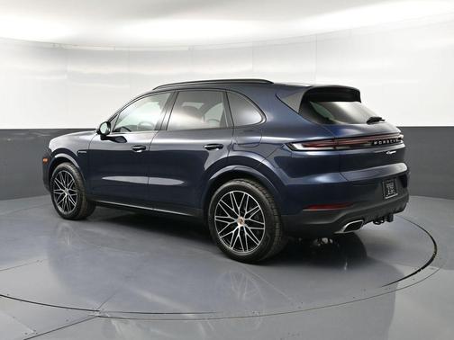 Blue Metallic 2026 Porsche Cayenne AWD