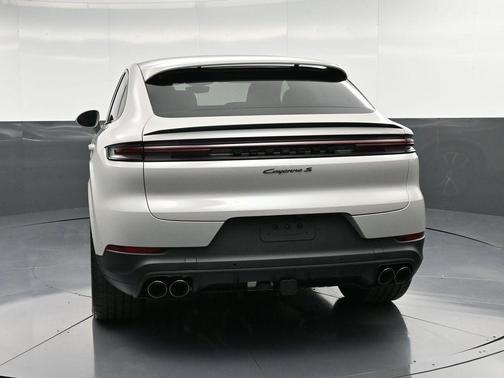 2026 Porsche Cayenne S Coupe AWD