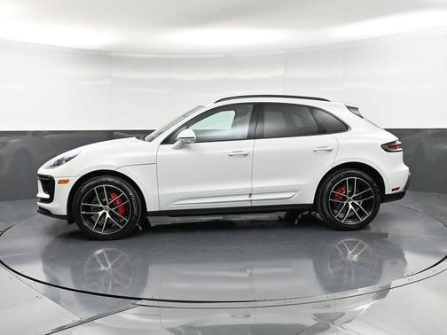 2026 Porsche Macan S