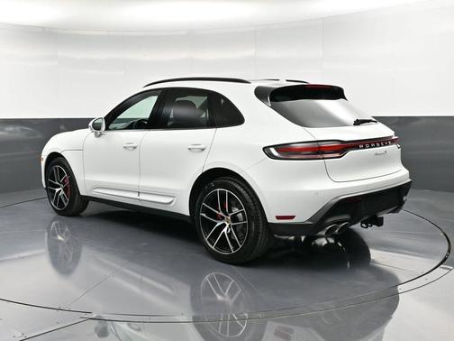 2026 Porsche Macan S