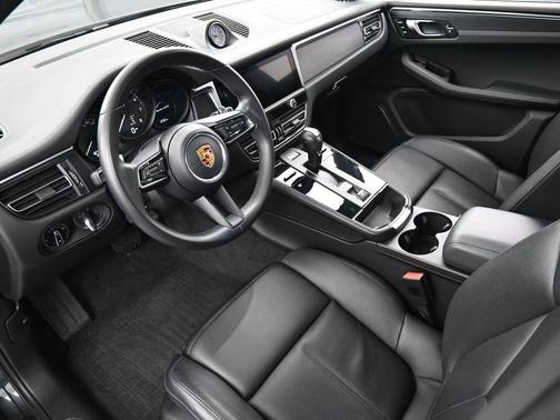2023 Porsche Macan GTS