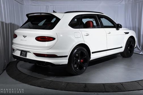 2025 Bentley Bentayga V8