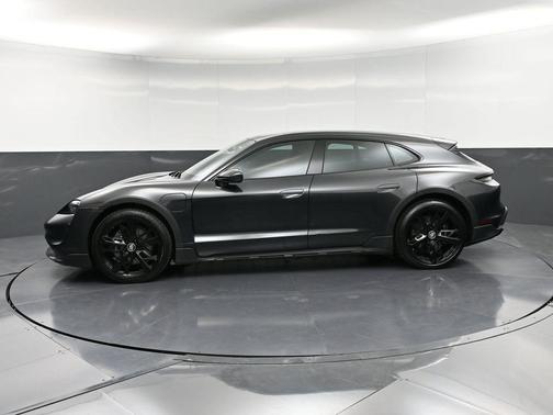 2023 Porsche Taycan 4