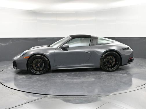 2026 Porsche 911 Targa 4 GTS