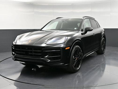 2026 Porsche Cayenne GTS