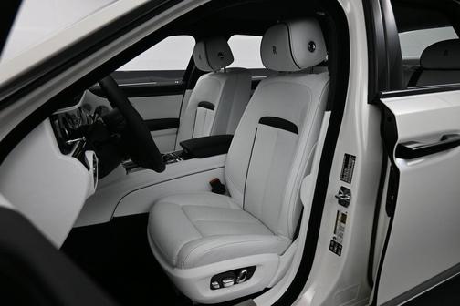 English White 2027 Rolls-Royce Ghost