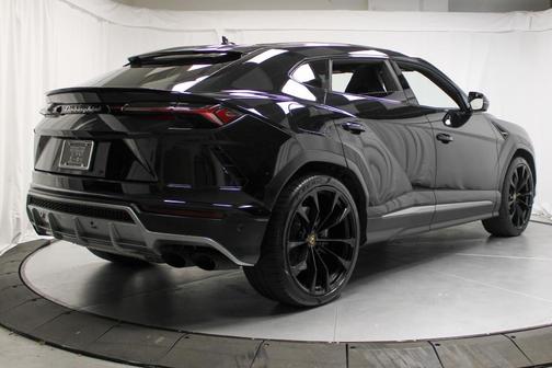 2019 Lamborghini Urus Base