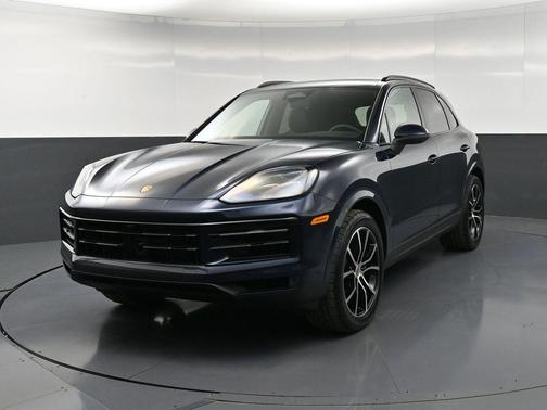 Blue Metallic 2026 Porsche Cayenne Base