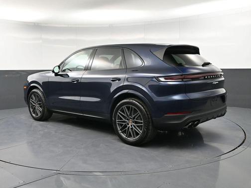Blue Metallic 2026 Porsche Cayenne Base