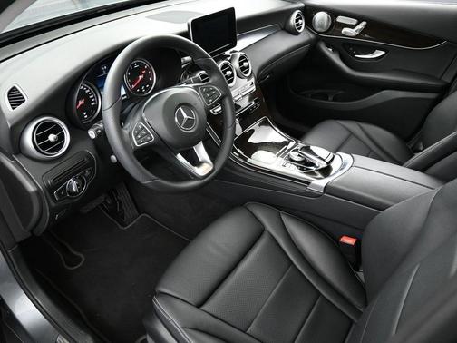 2017 Mercedes-Benz GLC 300 4MATIC Coupe