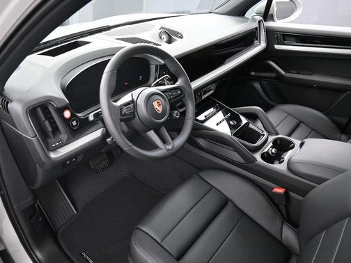 2026 Porsche Cayenne AWD