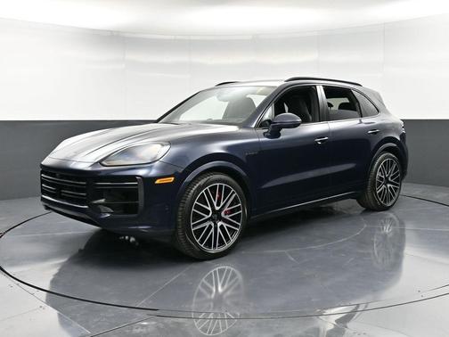 2025 Porsche Cayenne Turbo