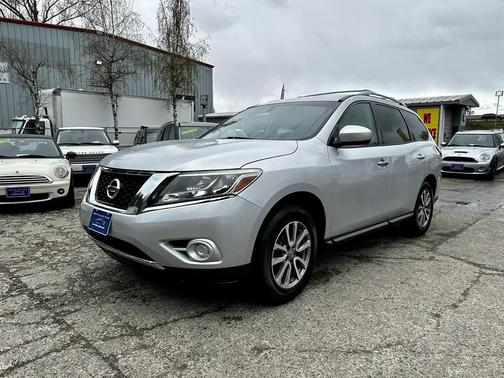 2014 Nissan Pathfinder SV